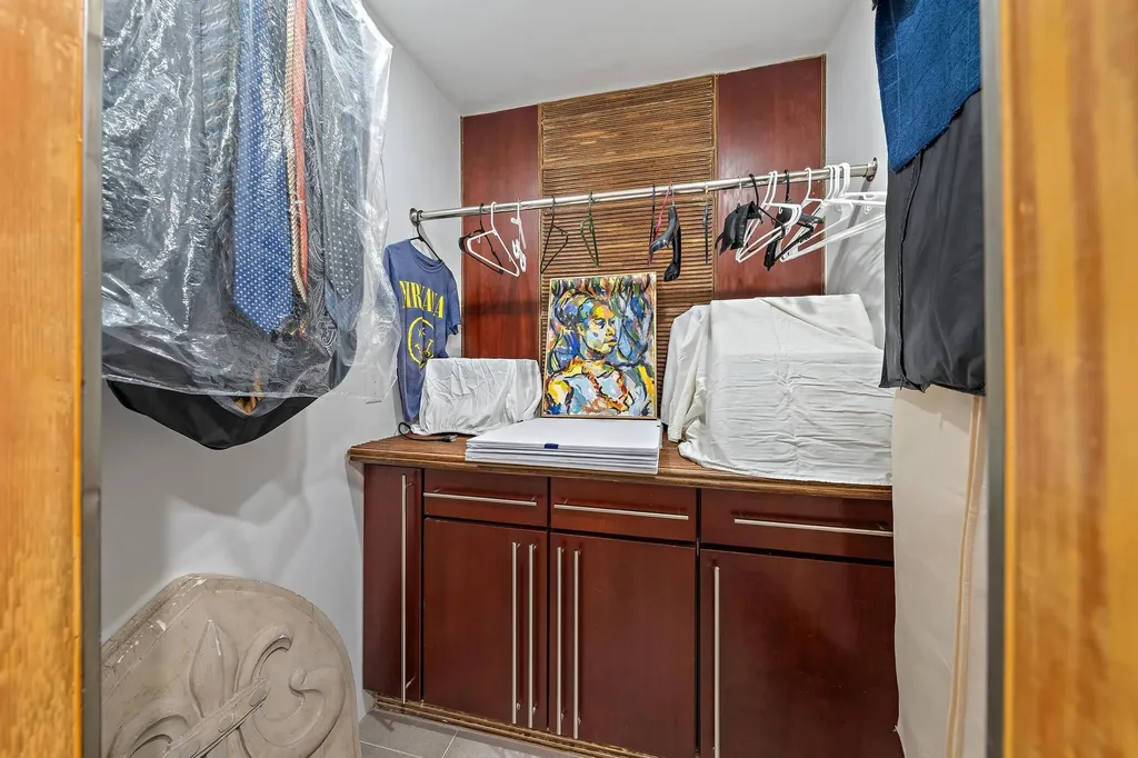 1516 S Lakeside Drive Lake Worth Beach FL 33460