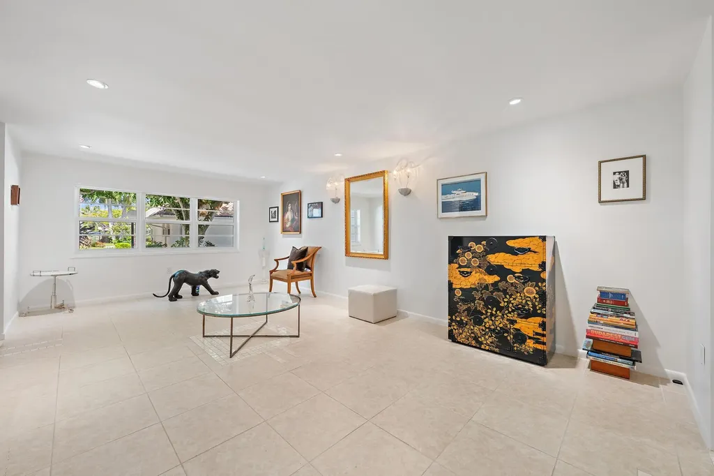 1516 S Lakeside Drive Lake Worth Beach FL 33460