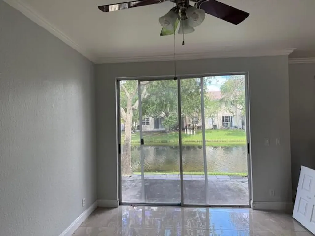 4032 NW 92nd Avenue Sunrise FL 33351