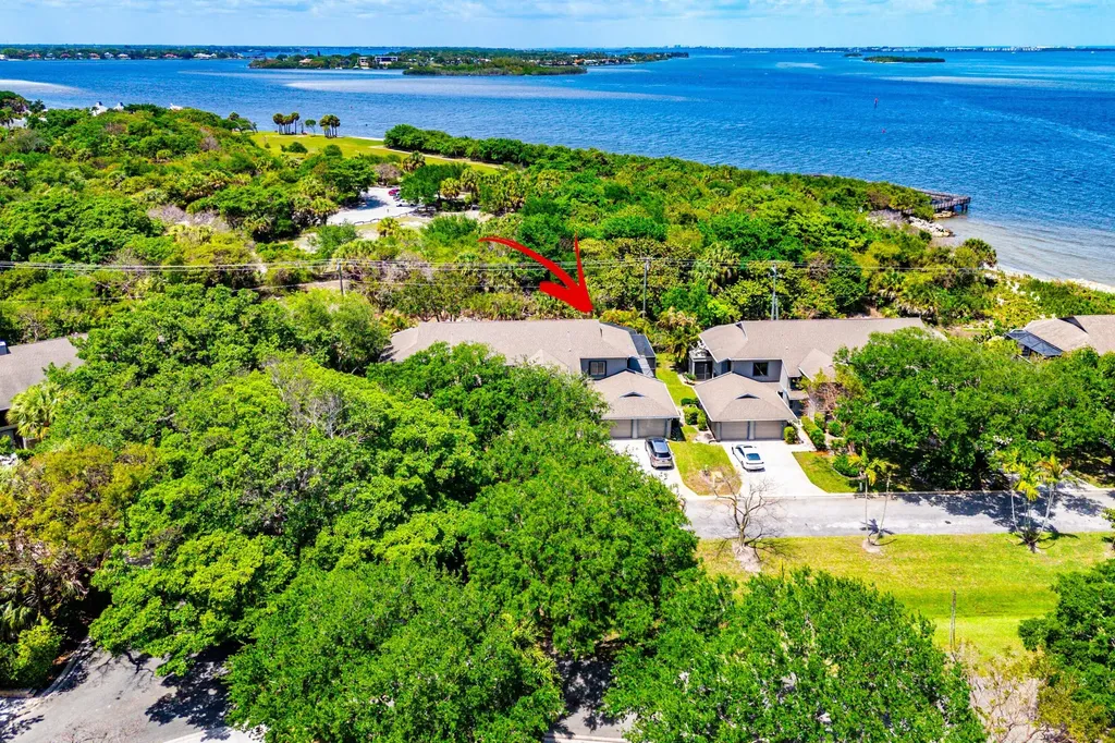 5662 SE Schooner Oaks Way Stuart FL 34997