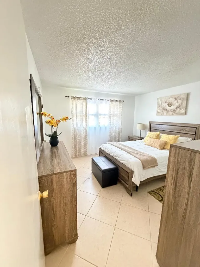 638 Snug Harbor Drive Boynton Beach FL 33435