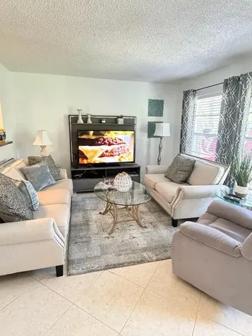638 Snug Harbor Drive Boynton Beach FL 33435