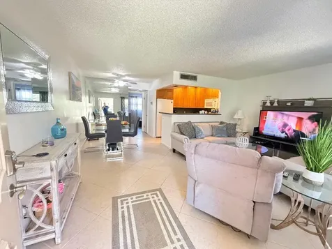 638 Snug Harbor Drive Boynton Beach FL 33435