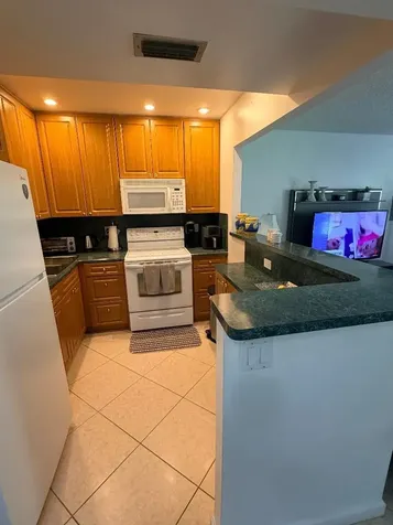 638 Snug Harbor Drive Boynton Beach FL 33435