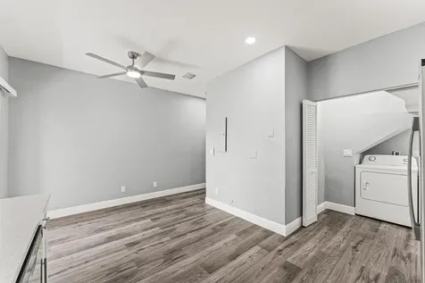 205 S Santa Catalina Circle North Lauderdale FL 33068