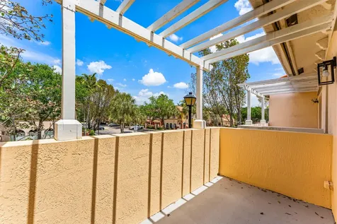205 S Santa Catalina Circle North Lauderdale FL 33068