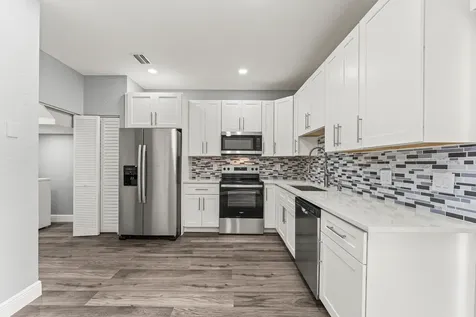 205 S Santa Catalina Circle North Lauderdale FL 33068