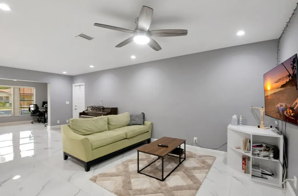 14010 Nesting Way Delray Beach FL 33484