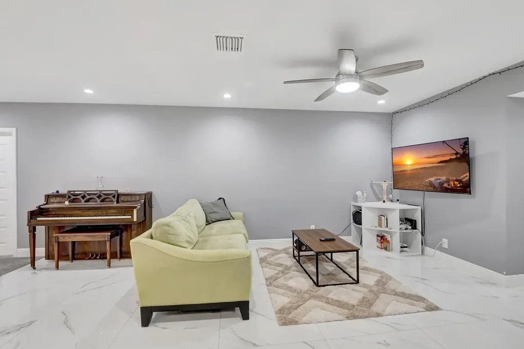 14010 Nesting Way Delray Beach FL 33484