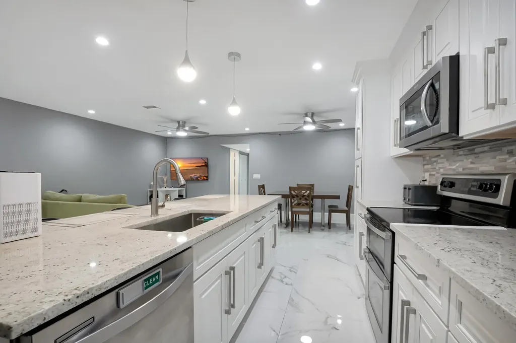 14010 Nesting Way Delray Beach FL 33484