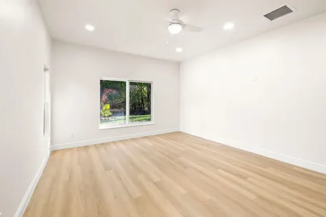 4805 66th Lane Vero Beach FL 32967