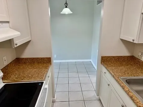 2303 S Federal Highway Boynton Beach FL 33435
