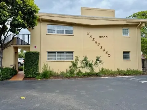 2303 S Federal Highway Boynton Beach FL 33435