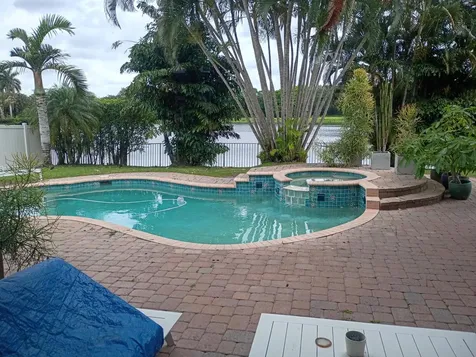 8263 N Lake Forest Drive Davie FL 33328