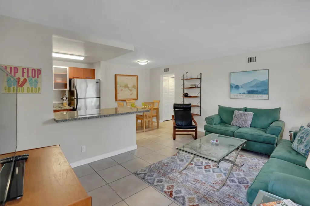 3212 NE 9th Pompano Beach FL 33062