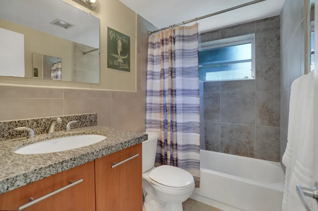 3212 NE 9th Pompano Beach FL 33062