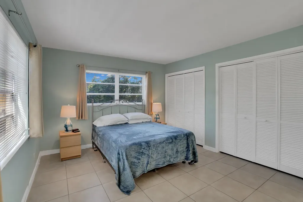 3212 NE 9th Pompano Beach FL 33062