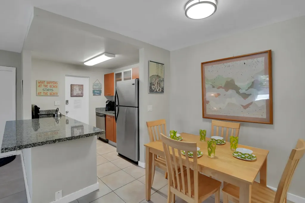 3212 NE 9th Pompano Beach FL 33062