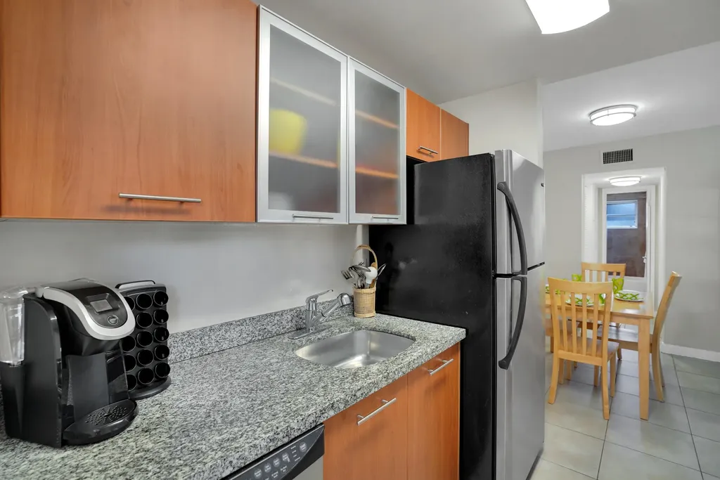 3212 NE 9th Pompano Beach FL 33062