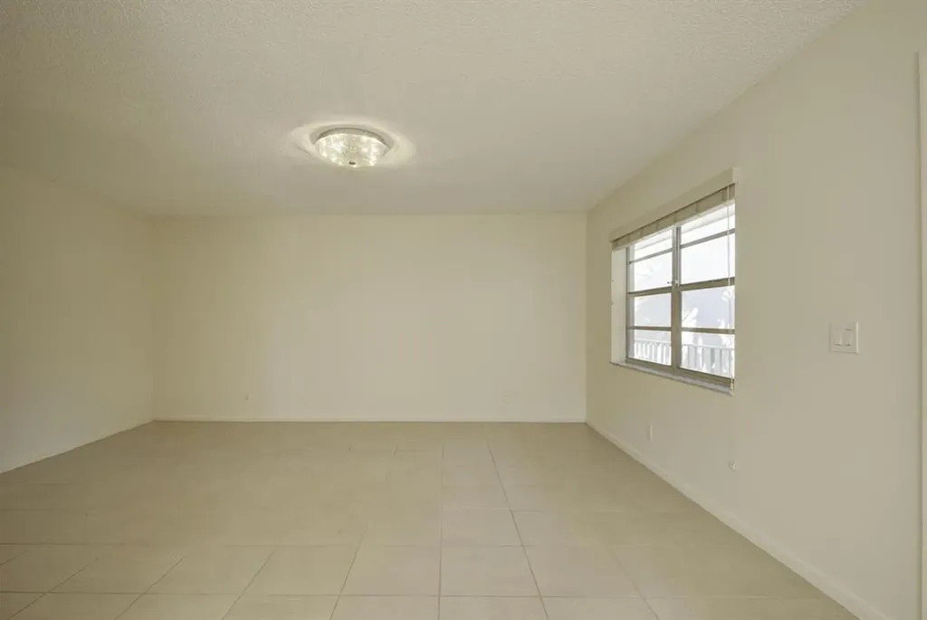 188 Piedmont D Delray Beach FL 33484