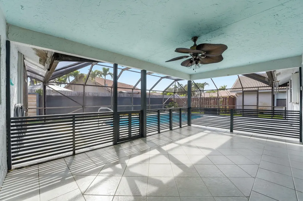 9284 Laurel Green Drive Boynton Beach FL 33437