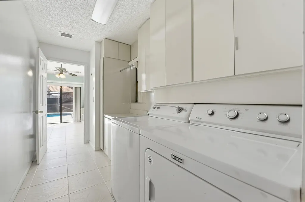 9284 Laurel Green Drive Boynton Beach FL 33437