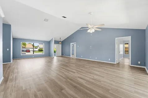 9284 Laurel Green Drive Boynton Beach FL 33437