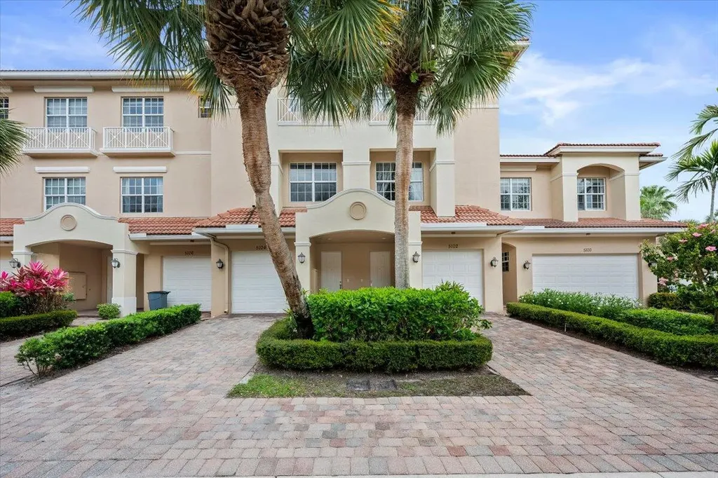5102 Artesa Way W Palm Beach Gardens FL 33418