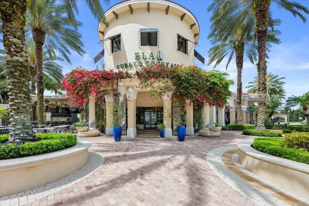 5102 Artesa Way W Palm Beach Gardens FL 33418