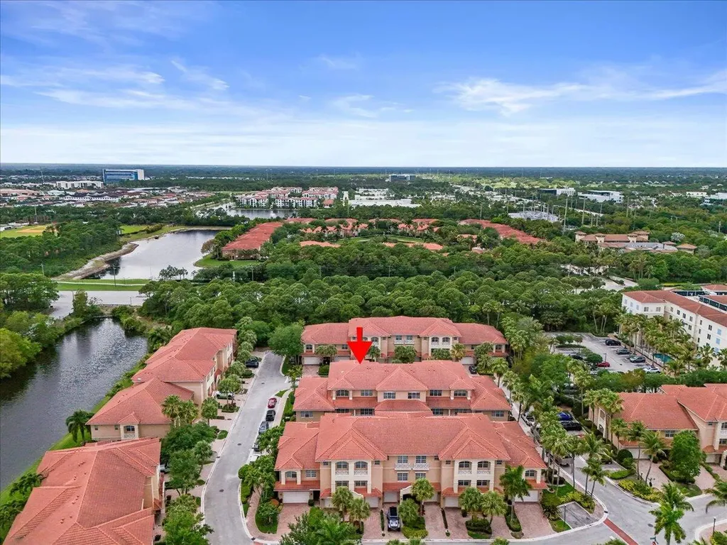 5102 Artesa Way W Palm Beach Gardens FL 33418