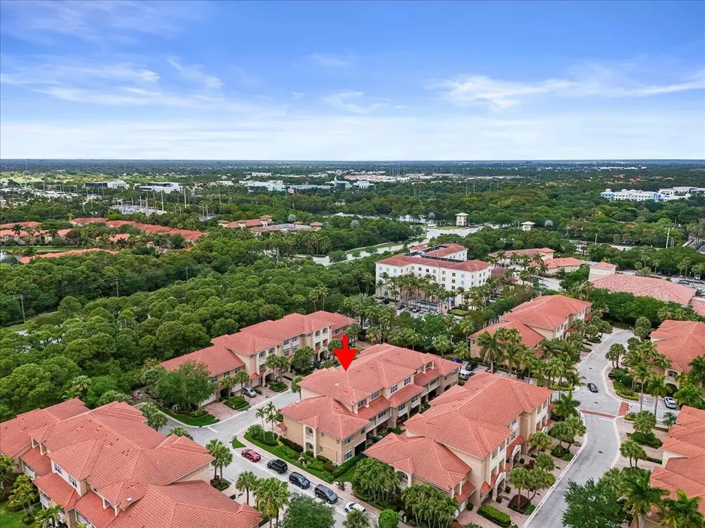 5102 Artesa Way W Palm Beach Gardens FL 33418