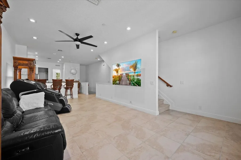 5102 Artesa Way W Palm Beach Gardens FL 33418