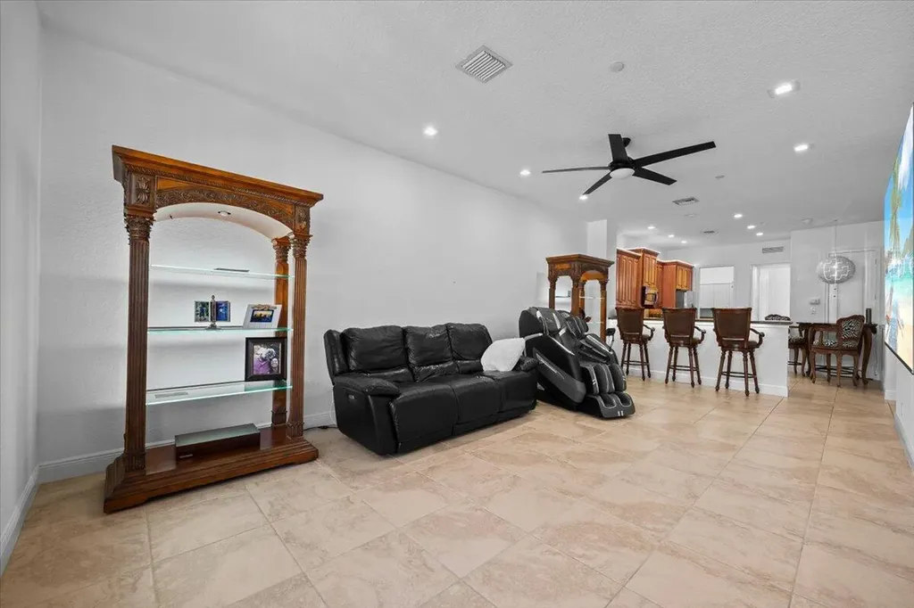 5102 Artesa Way W Palm Beach Gardens FL 33418