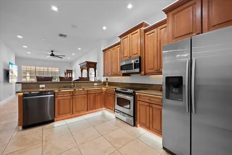 5102 Artesa Way W Palm Beach Gardens FL 33418