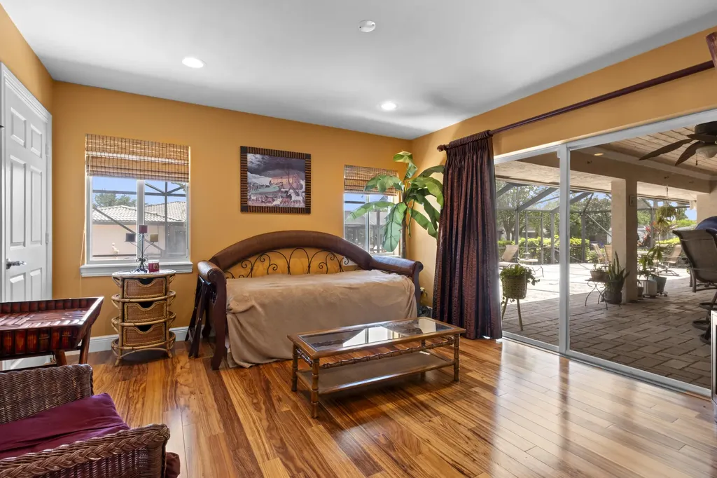 2700 NE 4th Way Boca Raton FL 33431