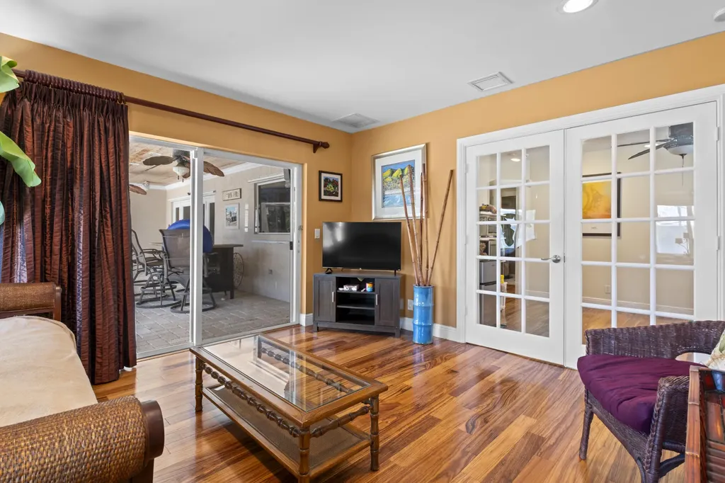 2700 NE 4th Way Boca Raton FL 33431