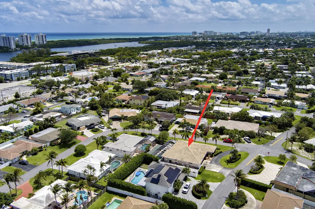 2700 NE 4th Way Boca Raton FL 33431