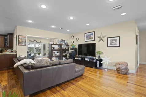2700 NE 4th Way Boca Raton FL 33431