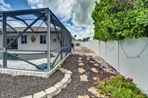 2700 NE 4th Way Boca Raton FL 33431
