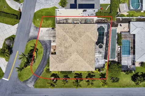 2700 NE 4th Way Boca Raton FL 33431
