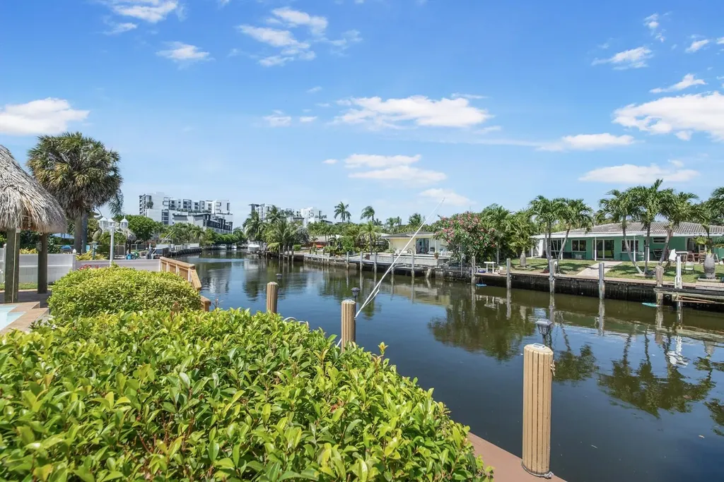 220 SE 2nd Avenue Pompano Beach FL 33060