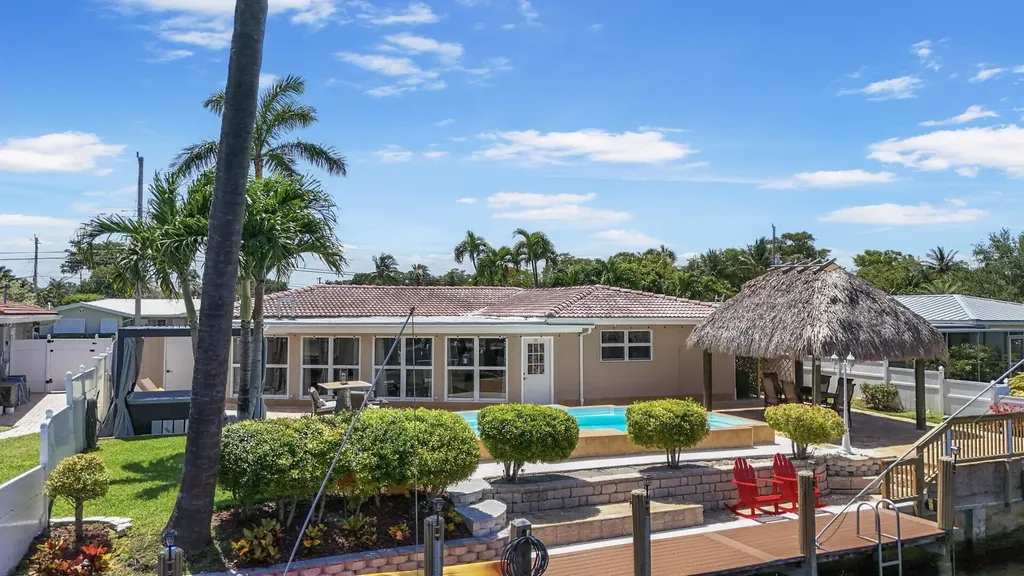 220 SE 2nd Avenue Pompano Beach FL 33060