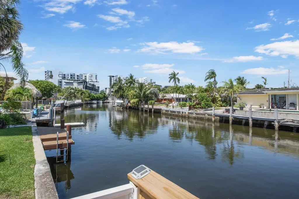 220 SE 2nd Avenue Pompano Beach FL 33060