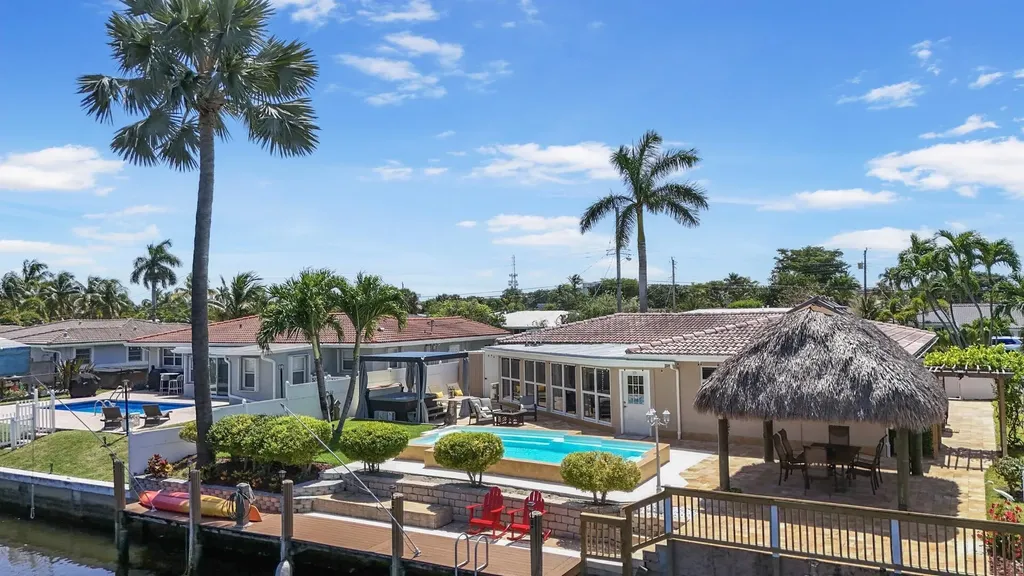 220 SE 2nd Avenue Pompano Beach FL 33060