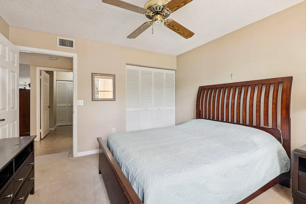 10208 NW 24th Place Sunrise FL 33322