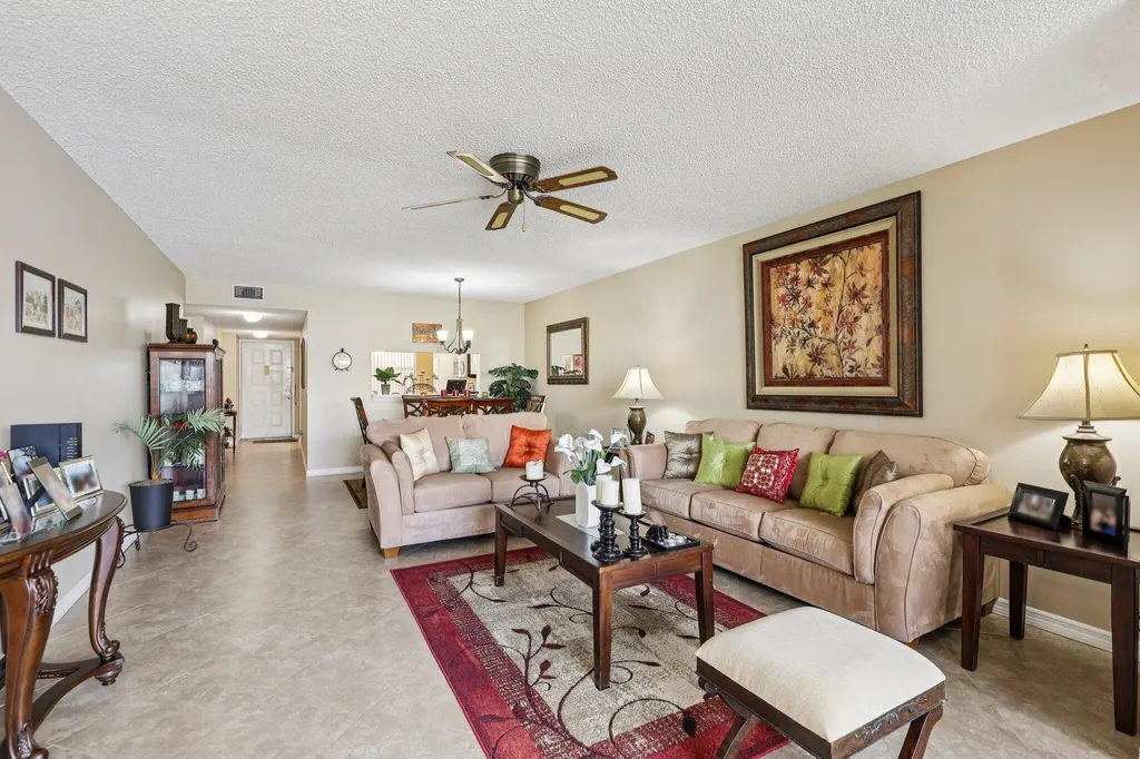 10208 NW 24th Place Sunrise FL 33322