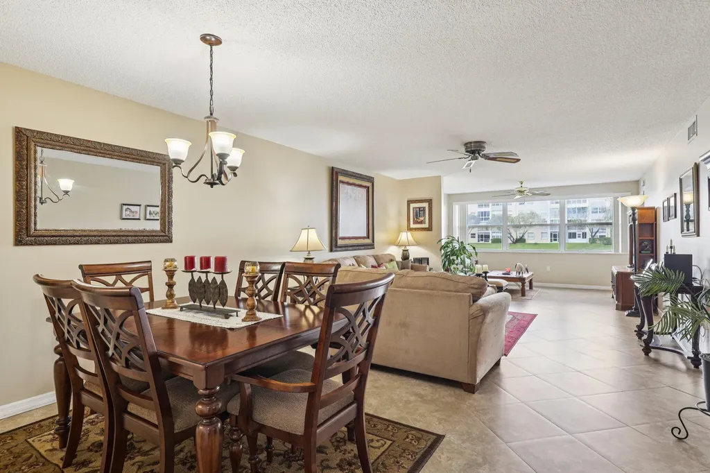 10208 NW 24th Place Sunrise FL 33322