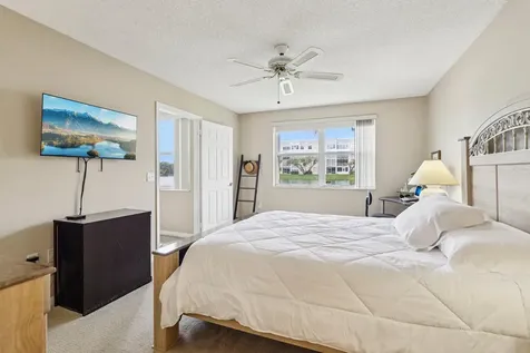 10208 NW 24th Place Sunrise FL 33322