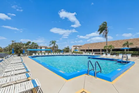 10208 NW 24th Place Sunrise FL 33322