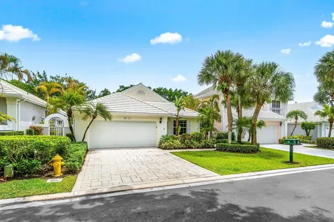 25 Wyndham Lane Palm Beach Gardens FL 33418